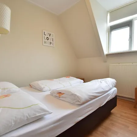Family Flat On Large Estate Near Beach Bergen aan Zee